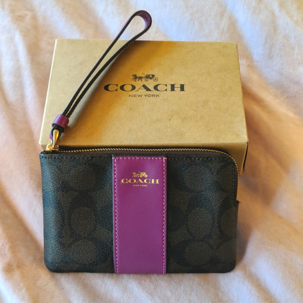 Coach wristlet NWT in box